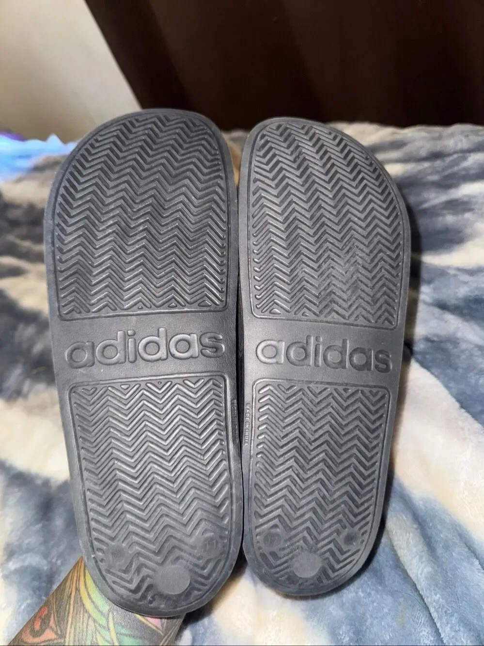 Adidas slides size 11